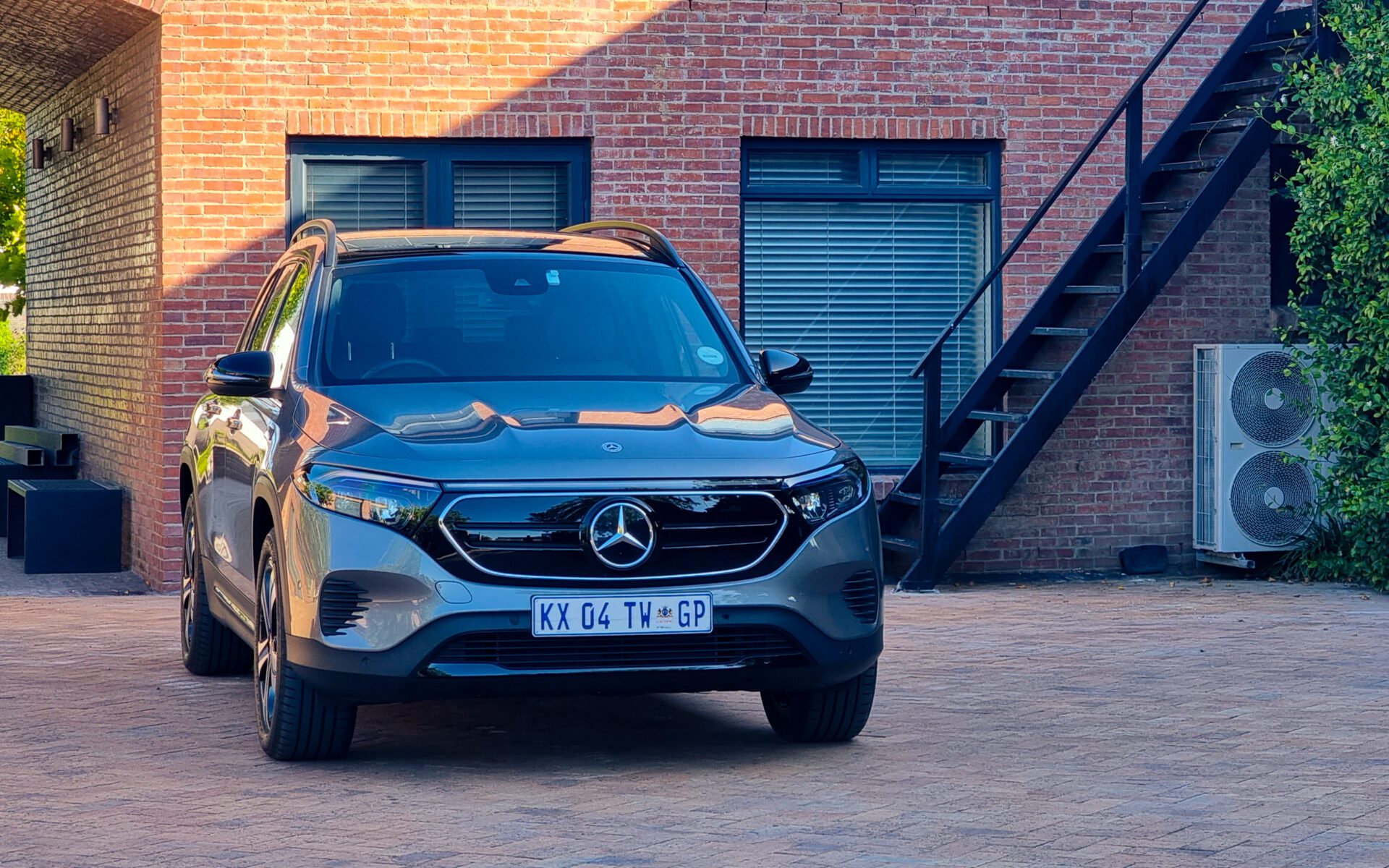 Mercrdes-Benz EQB - shot on location, Devonbosch Estate 