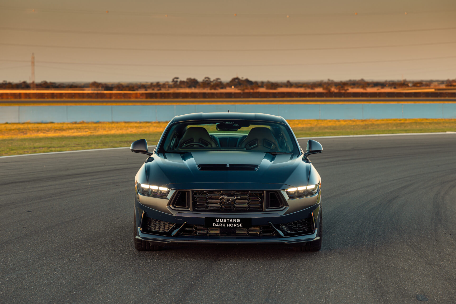 Ford Mustang Dark Horse