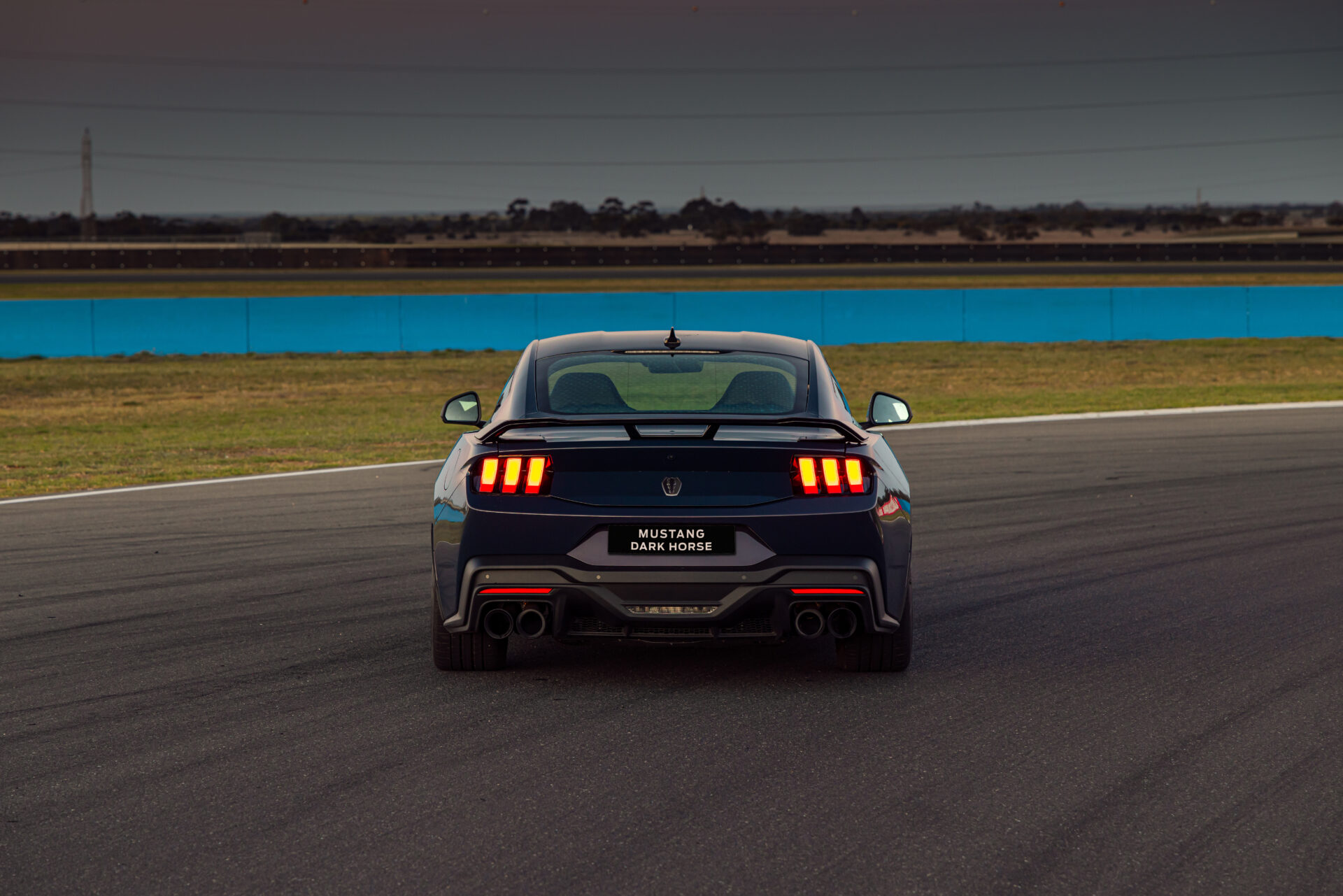 Ford Mustang Dark Horse