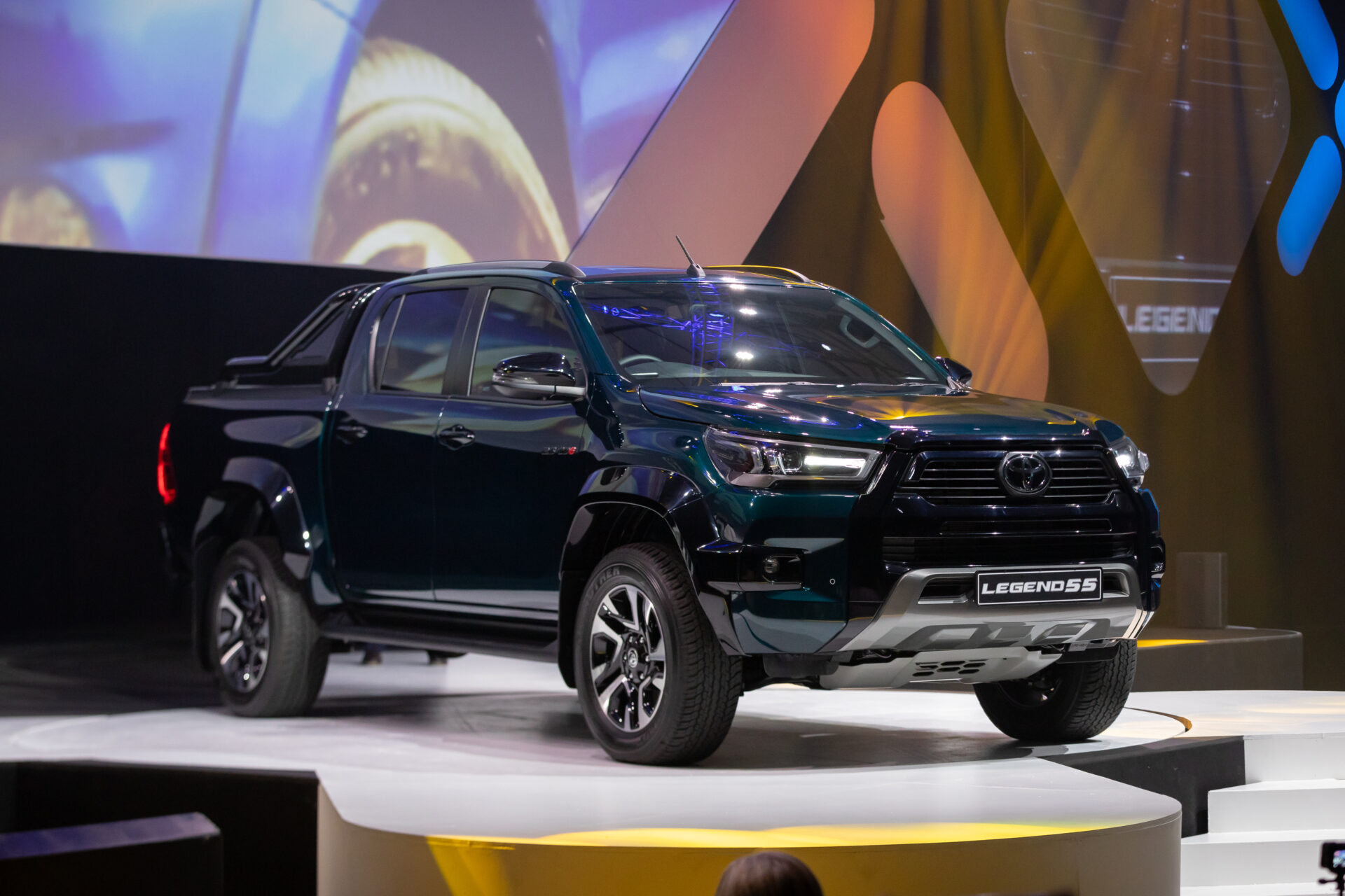 Toyota Hilux Legend 55