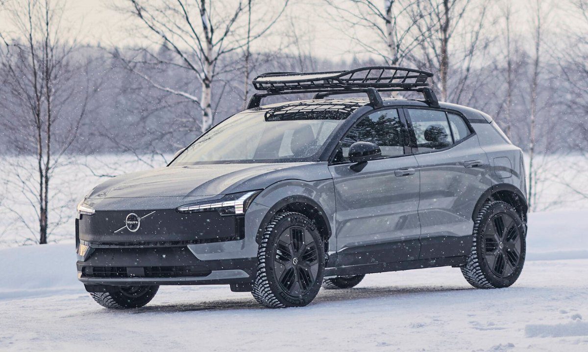 Volvo EX30 Cross Country