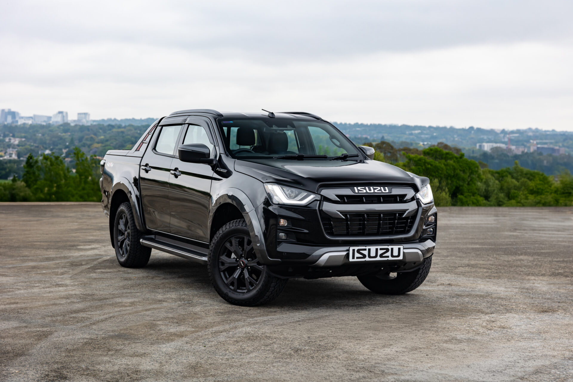 Isuzu D-Max V-Cross