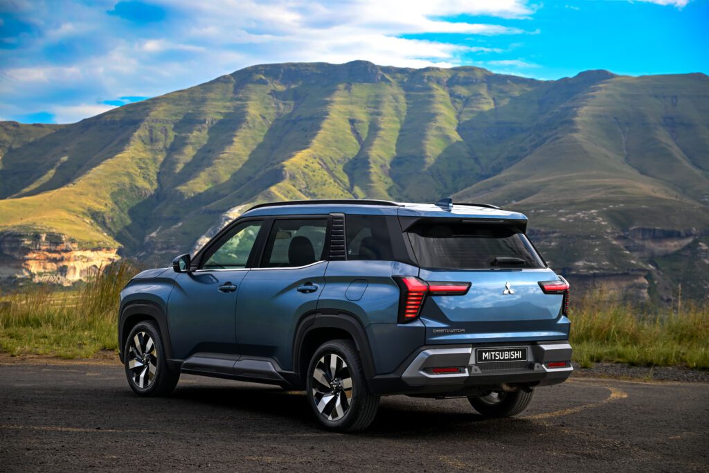 Mitsubishi Destinator