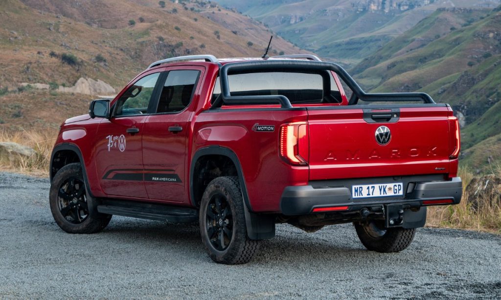 VW Amarok Dark Label